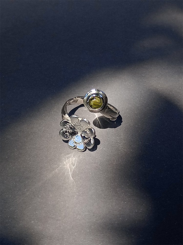 Anillo Trébol Peridoto - Imagen 3